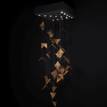 Nowoczesny metalowy żyrandol PORTAL o geometrycznej formie, złoty